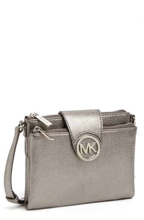 michael kors clutch zilver|michael kors clutch crossbody.